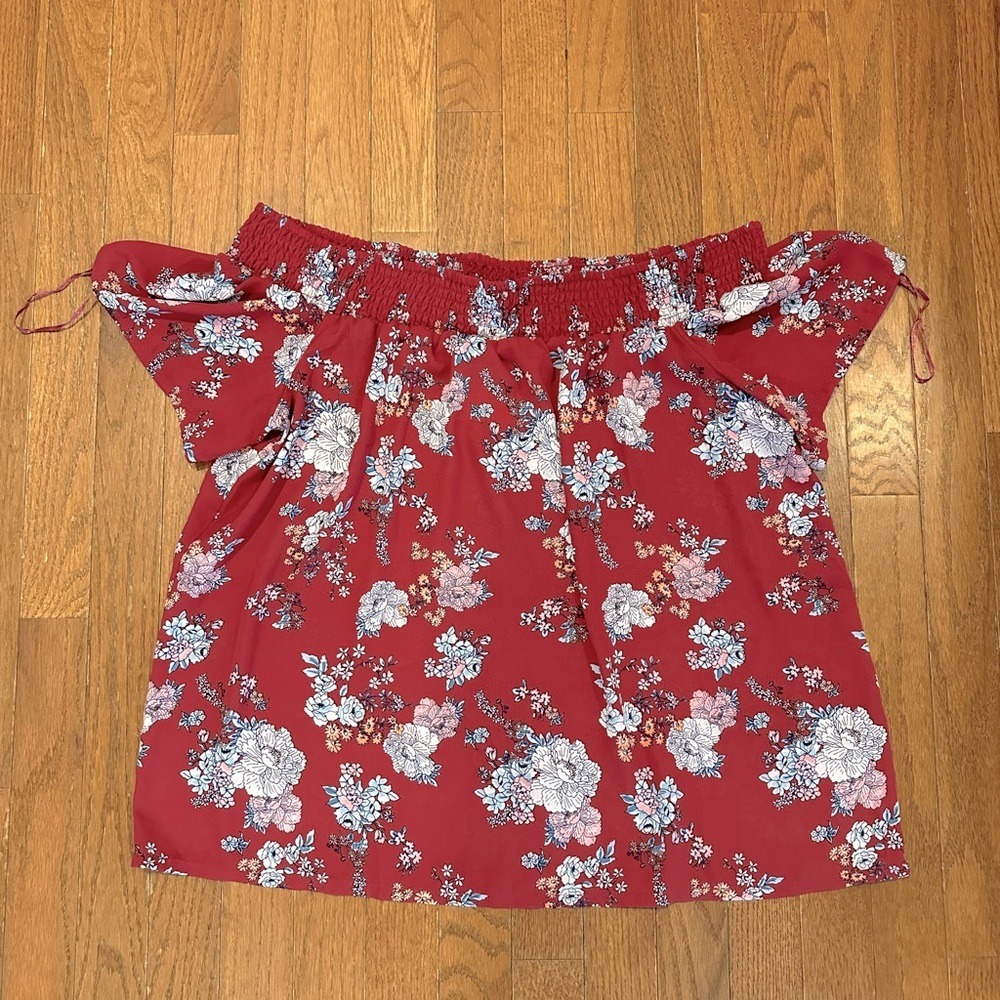 Pink Rose Womens Chaffon top Size Large NEW